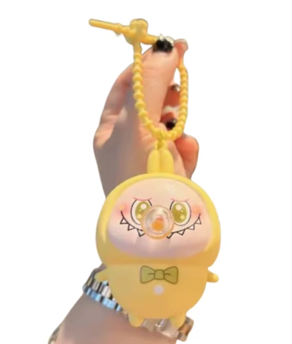 labubu מפריח בועה צהוב