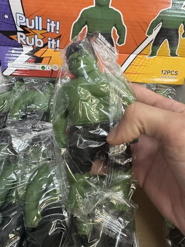 הענק הירוק נמתח