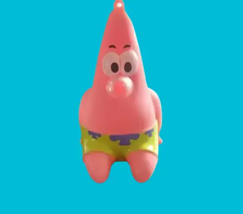 פטריק מפריח בועה