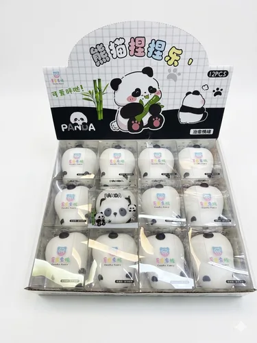 פנדה נידו שוכבת