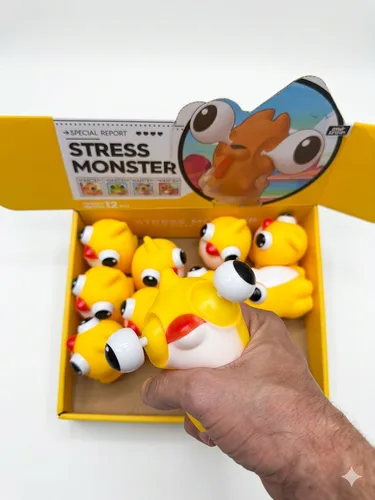 אפרוח מוציא עיניים